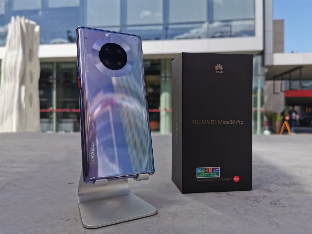 Huawei Mate 30 Pro: Análisis de uso y Características del  nuevo súper gama alta que llega a Uruguay en los próximos días.