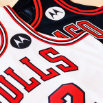 #hellobulls: Motorola y Chicago Bulls anuncian el partnership oficial en sus camisetas