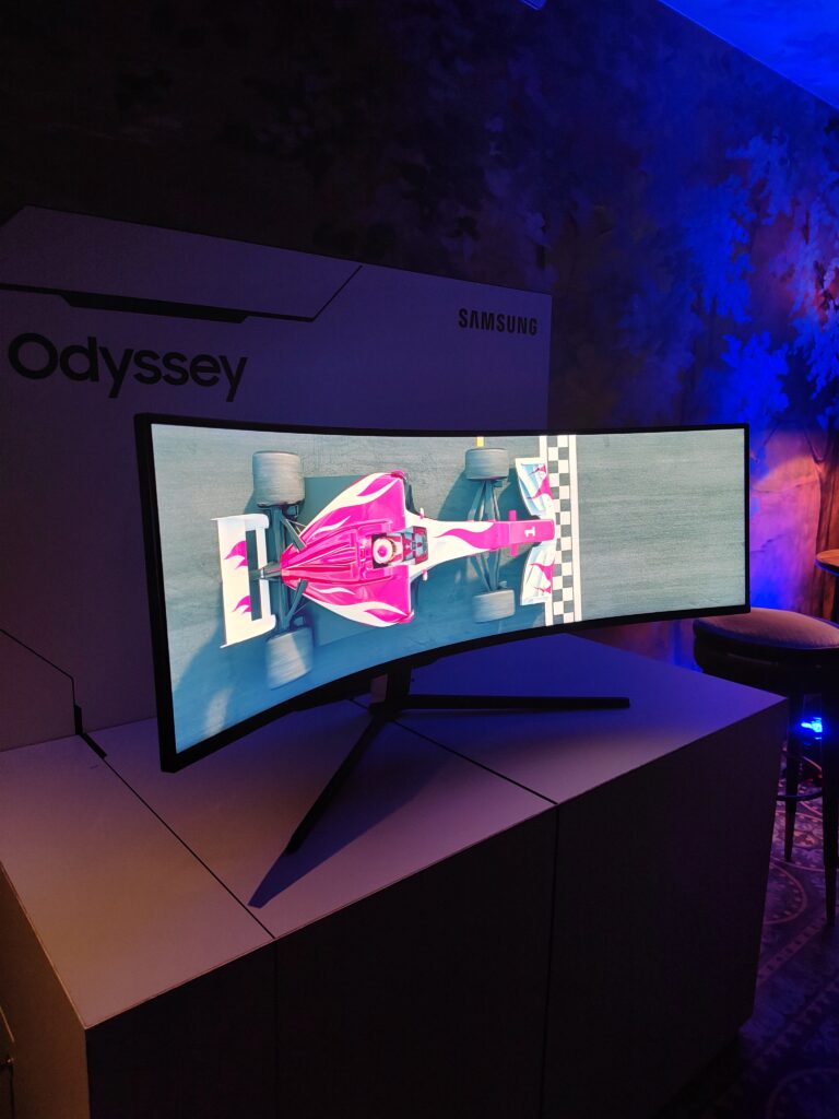 Samsung y Unicom: una nueva alianza que eleva la experiencia con monitores