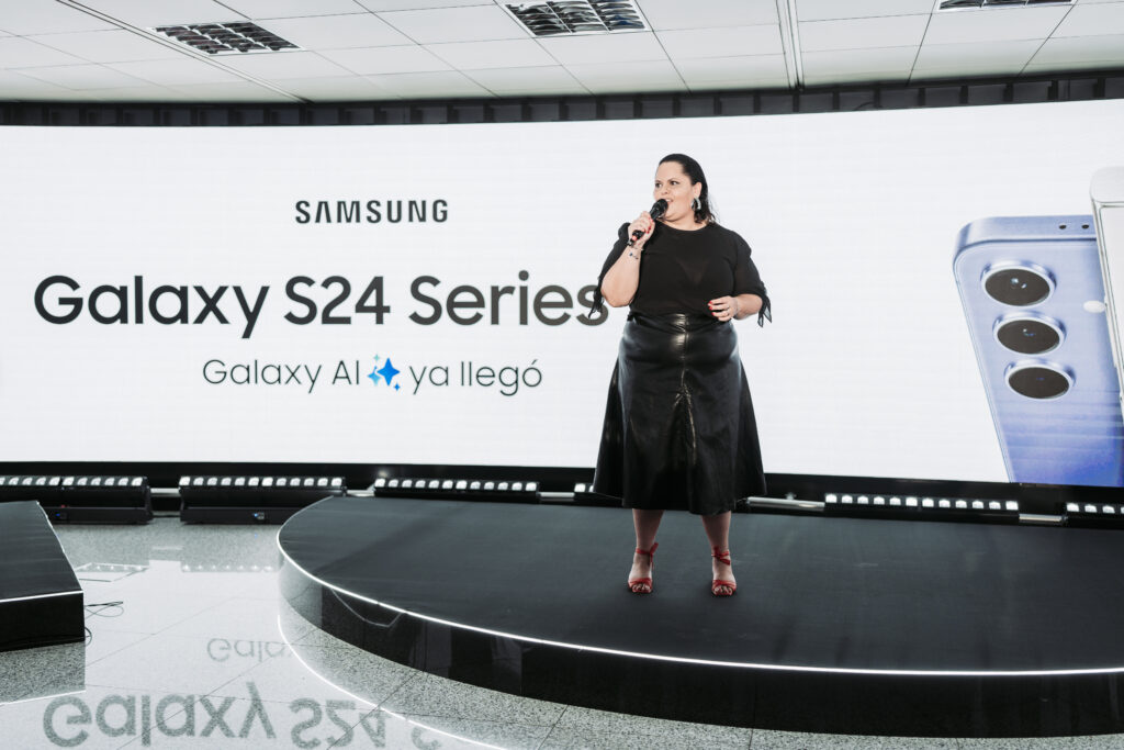 Samsung Galaxy AI: poder sin precedentes en la palma de tu mano.