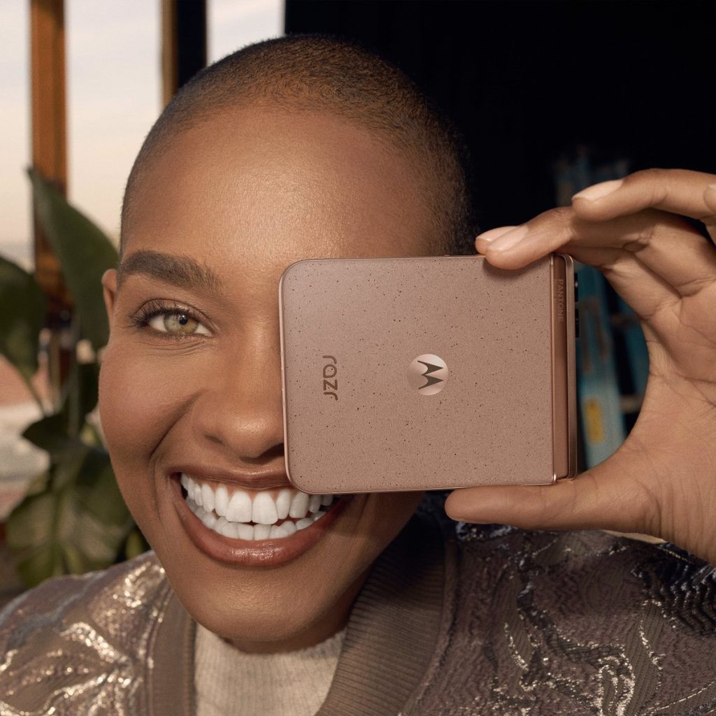 Día Internacional del Color: la tendencia es cada vez más fuerte hacia los smartphones de colores