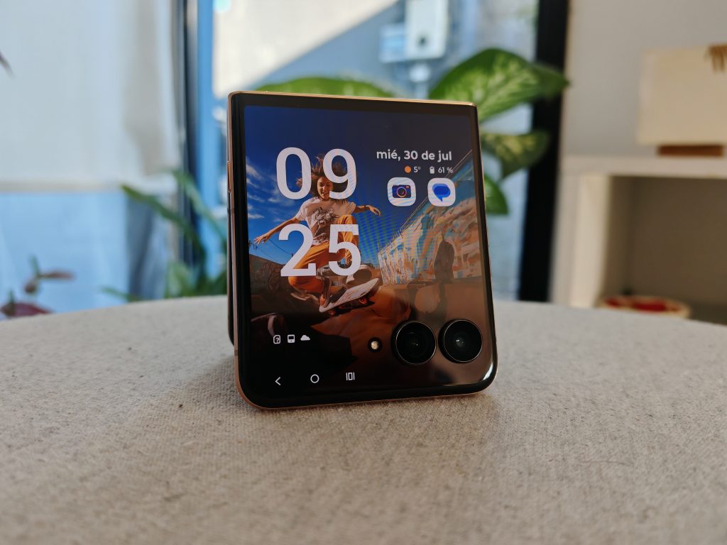 Motorola Razr 60 Ultra: Mi experiencia con el plegable más potente de Motorola