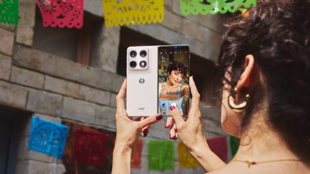 Motorola razr fold: 164 puntos en DXOMARK y Gold Label para la mejor cámara en un plegable