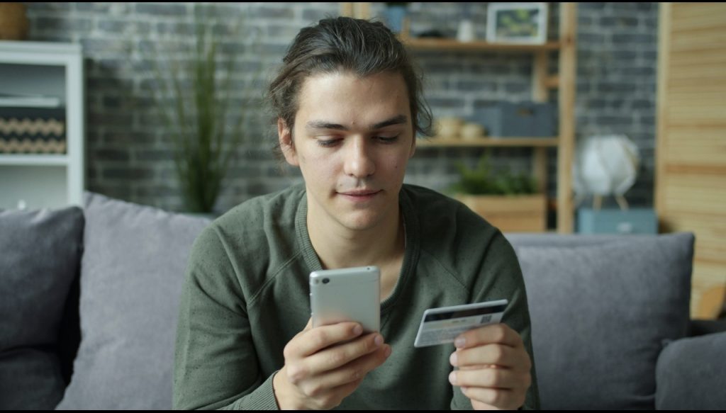 Operadoras móviles de Uruguay presentan dos soluciones digitales para combatir el fraude en línea como parte de GSMA Open Gateway