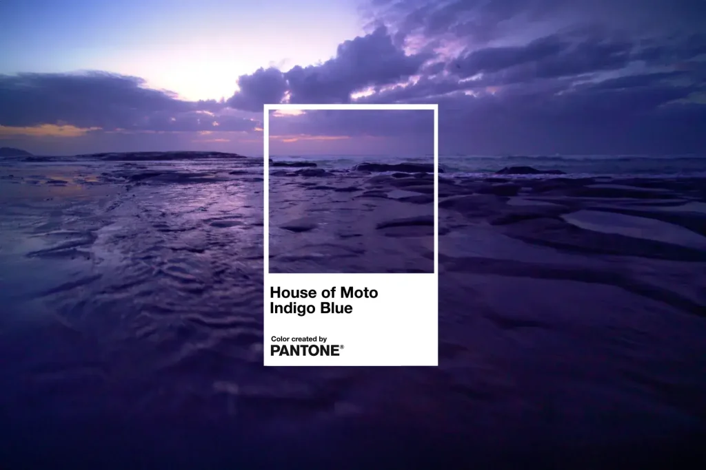 Motorola estrena House of Moto Indigo: el color que marcará su nueva era de diseño